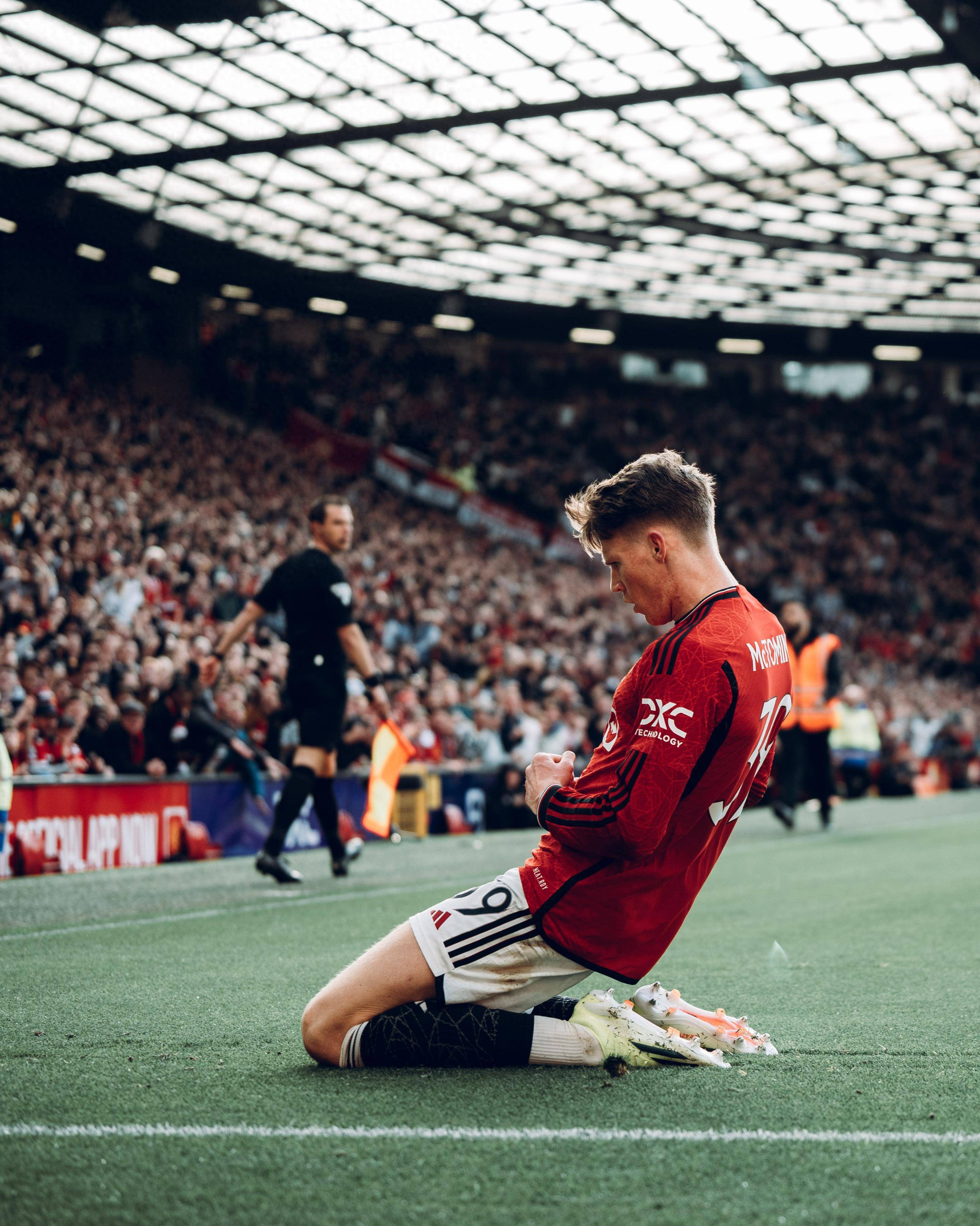 曼联带队取胜!,西亚卡姆重要时刻出色发挥热度持续攀升 曼联带队取胜!,西亚卡姆重要时刻出色发挥热度持续攀升