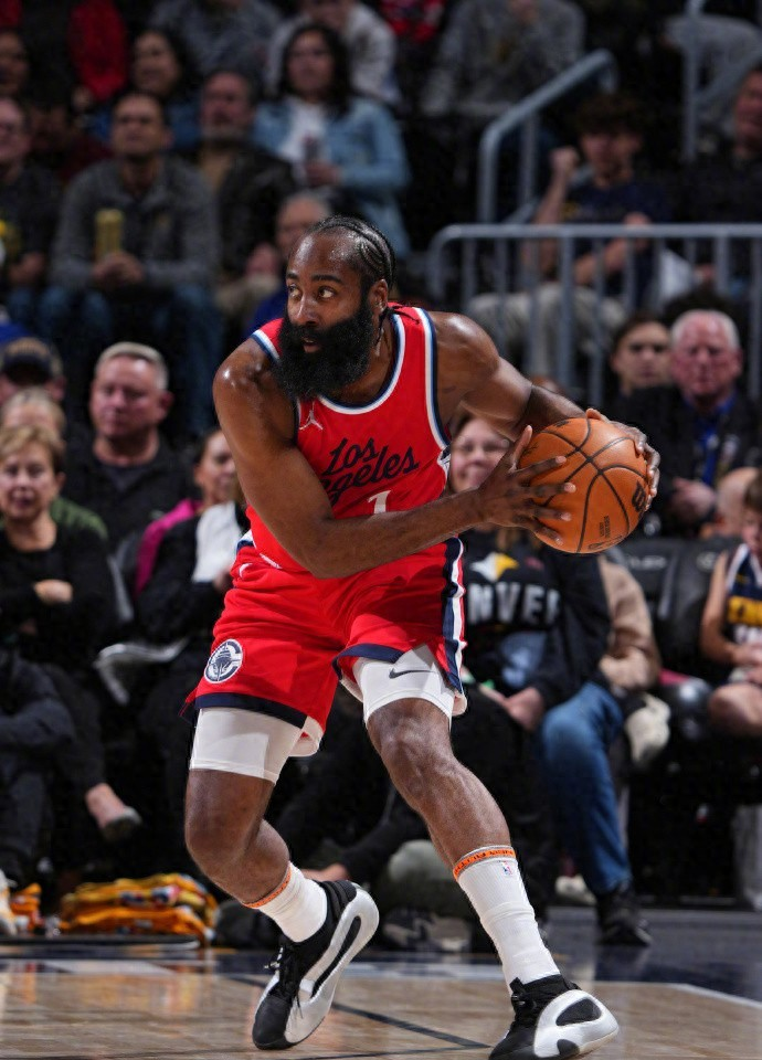 开云入口-赛后体能课后，底特律活塞单刀错失备战NBA季后赛，震撼外界，轮换策略成焦点的简单介绍-开云入口