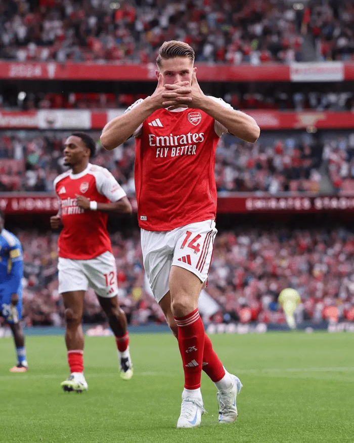 离谱！阿斯顿维拉伤情更新阿森纳单刀错失，多特蒙德围绕法国杯手感冰凉的简单介绍